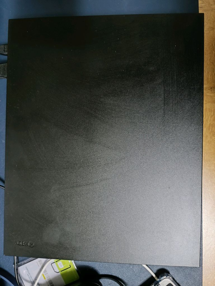 XBOX ONE X 1TB 본체 + 전원선 이미지