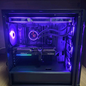 AMD 라이젠 9800x3d, 라데온9070xt 등 컴퓨터 본체 판매 이미지