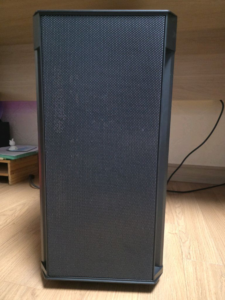 AMD 라이젠 9800x3d, 라데온9070xt 등 컴퓨터 본체 판매 이미지