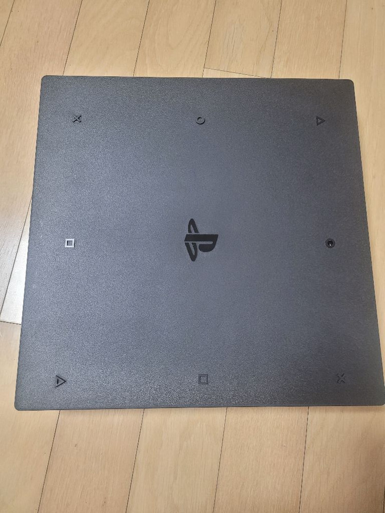 ps4 pro 7218b 이미지