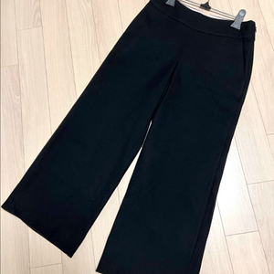 한섬 마인 MINE 울99% 와이드 팬츠 슬랙스 바지 블랙 검정 오피스룩 모직 이미지