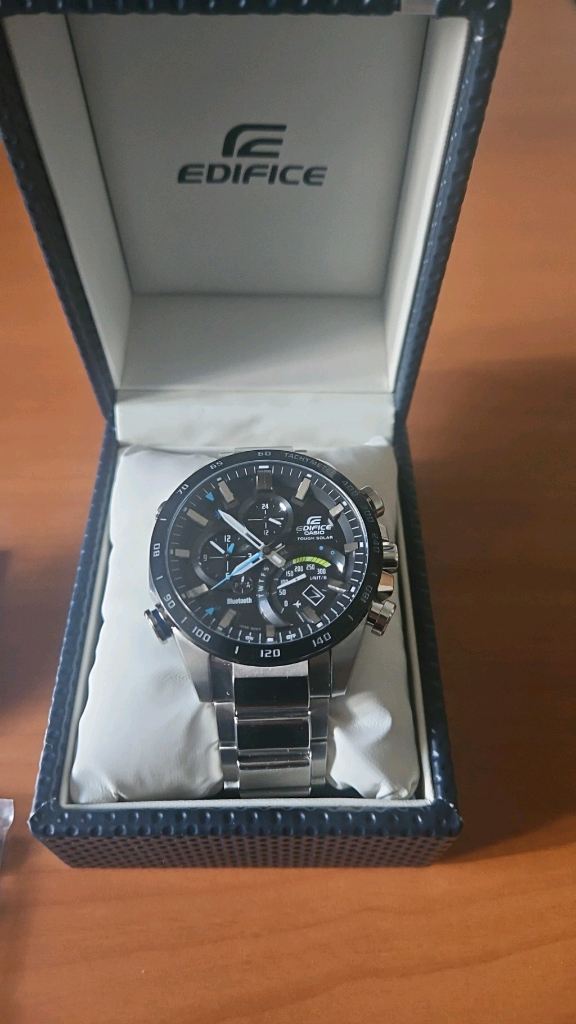 카시오 에디피스 터프솔라 블루투스 시계 이미지