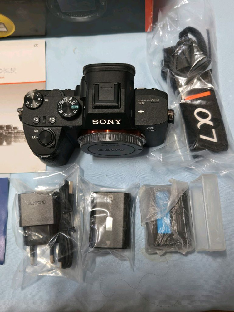 SONY A7M3 미러리스카메라 이미지