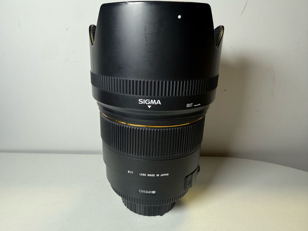 니콘 DSLR 용 시그마 85mm F1.4 이미지