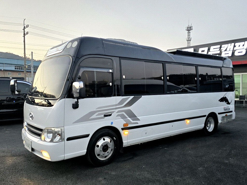 15년 뉴카운티6인승캠핑카(오토,인산철,올편백)-전액할부됨 이미지