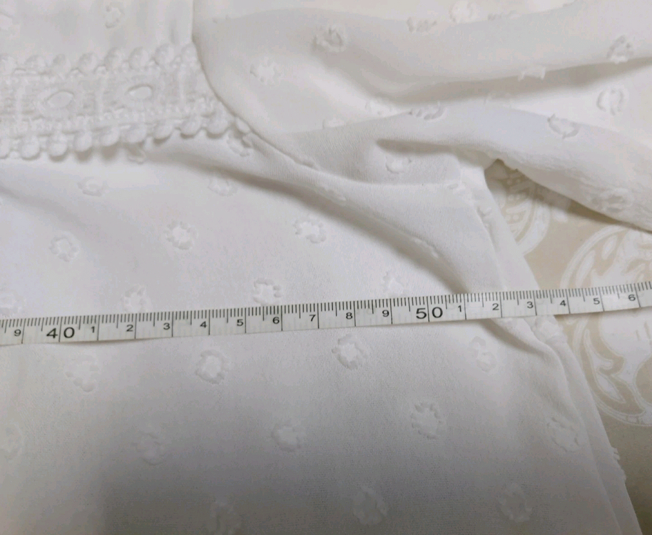 펀칭 레이스 반팔 블라우스 77사이즈 (새상품) 이미지