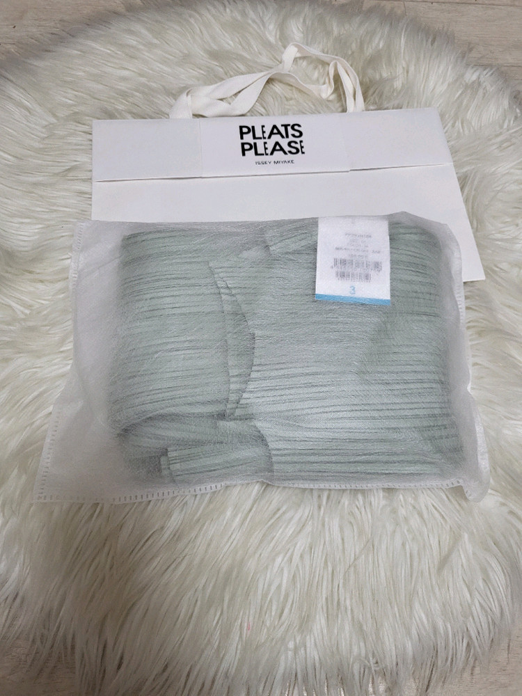 이세이미야케 플리츠플리즈 원피스 6월 먼슬리 원피스 파스텔 그린 3사이즈 이미지