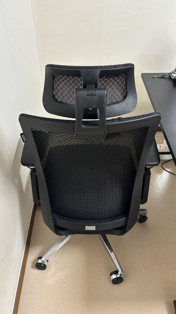 사이즈오브체어 프로 S 의자 이미지