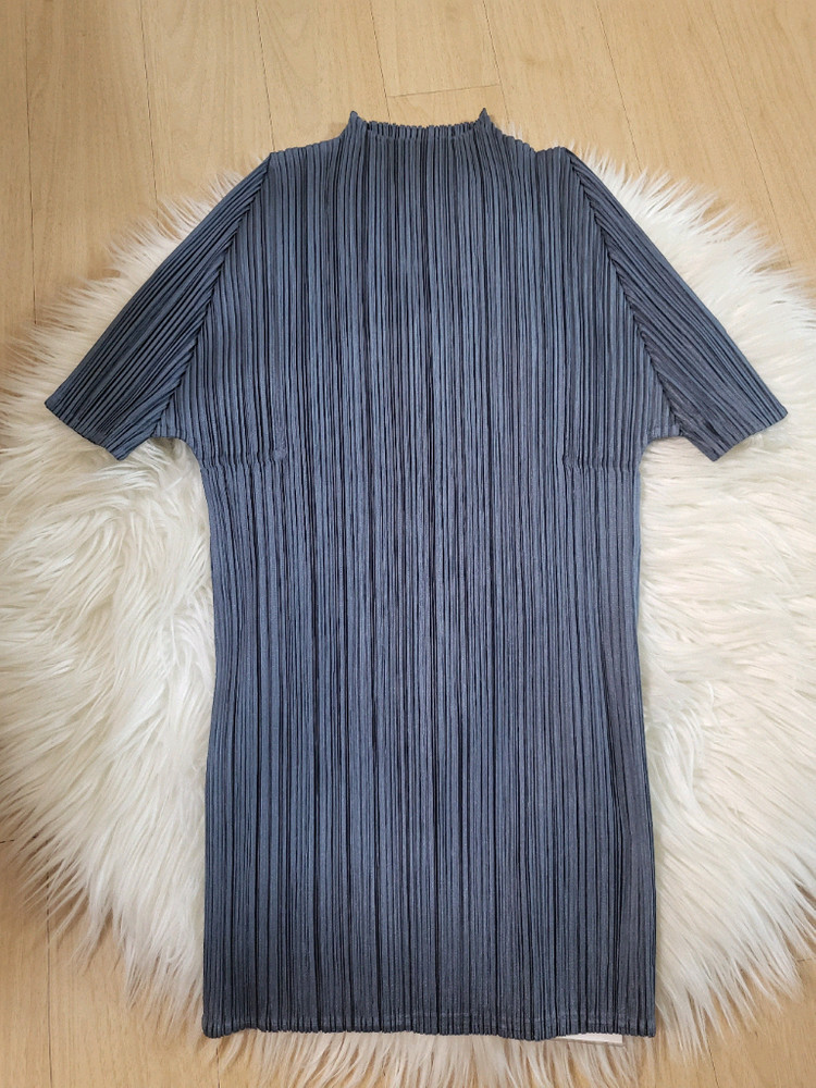 이세이미야케 플리츠플리즈 탑 5월 먼슬리 탑 다크 블루 그레이 이미지