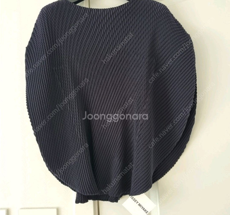 이세이미야케 플리츠플리즈 오비큘러 탑 미드나잇 네이비 2사이즈 새상품 이미지