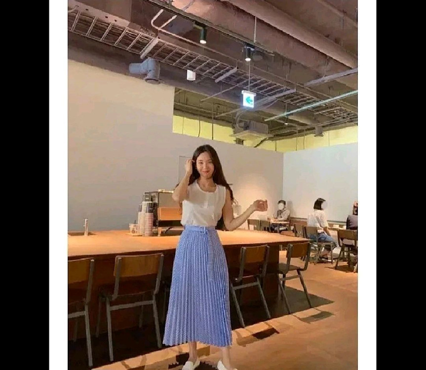 새상품) 구김안가는 바스락 플리츠 롱스커트 이미지