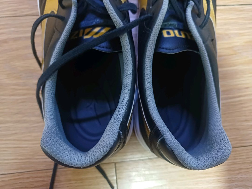미즈노 모렐리아 축구화. 270 팝니다 이미지