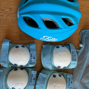 젤리 어린이 안전 헬멧 킥보드 자전거용 M(52~56cm)+무릎 보호대 등 이미지