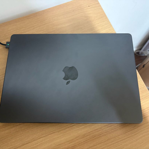 맥북프로 14 m3pro 36gb 1tb 벨킨 허브 가격내림 이미지