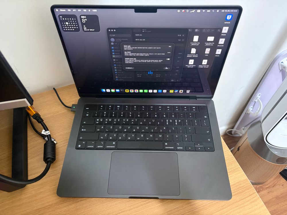 맥북프로 14 m3pro 36gb 1tb 벨킨 허브 가격내림 이미지