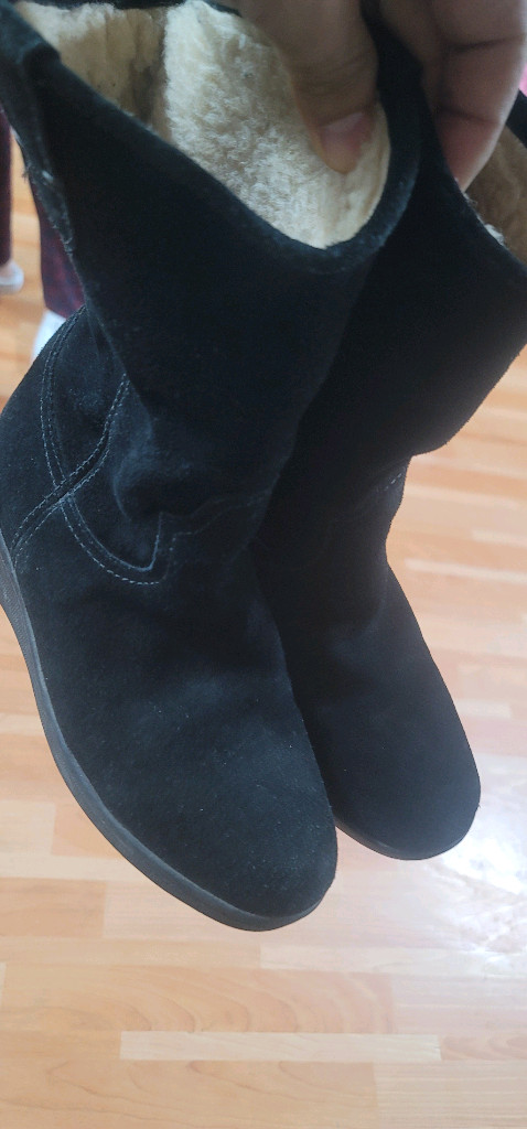 안신는신발장정리합니다1카텔로(CARTELO) 스니커즈브랜드: 카텔로 (CARTELO)모델명: EX6322K치수: 2 이미지