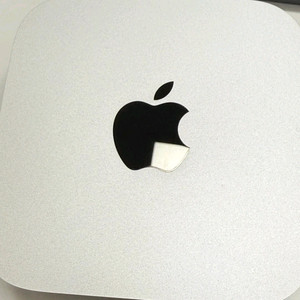 맥미니 M4 + 거치대 + 케이스 이미지