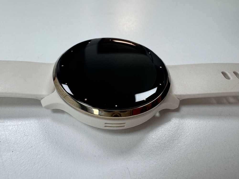 가민 베뉴 3S GPS 스마트워치 이미지