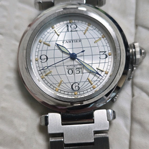 지구본 오토매틱 시계 이미지