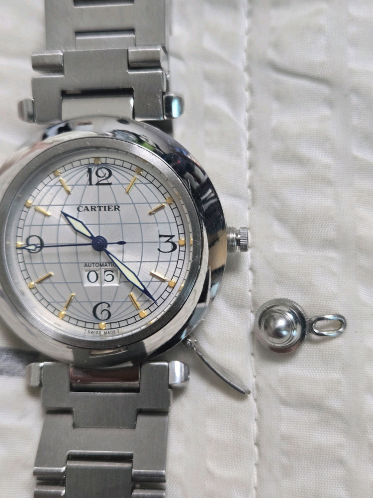 지구본 오토매틱 시계 이미지