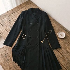 BLANC플리츠 디테일 더블 버튼 트렌치 원피스/코트 이미지