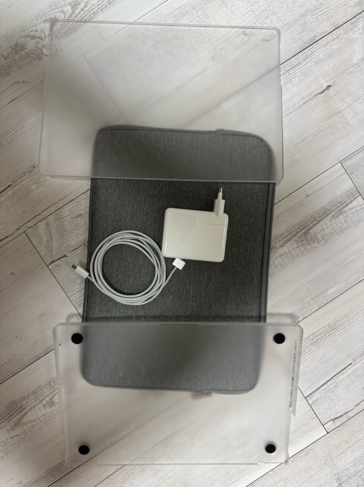 맥북프로16 M1 max 이미지