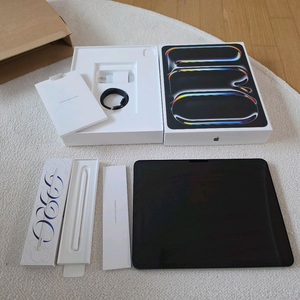 아이패드프로13 M4 256G wifi 스페이스그레이 이미지