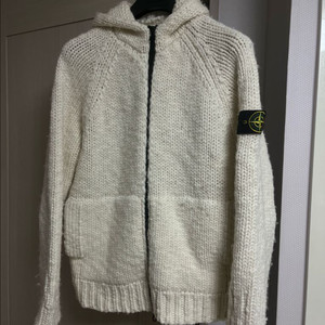 스톤아일랜드 니트 후드집업 이미지