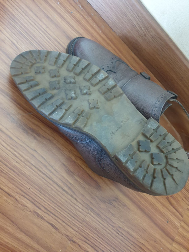 정품 영국마시모두띠 남성 가죽 구두 이미지