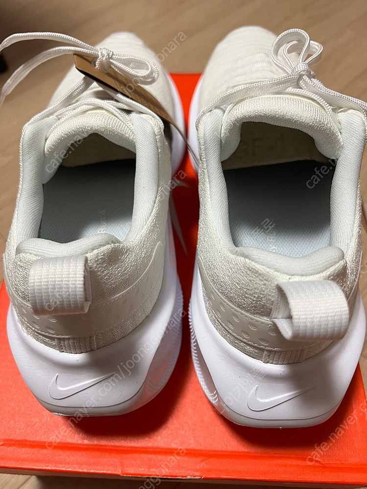 (새상품) 나이키 리액트 인피니티런4 올화이트 280 나코텝 미시착 매장판 새상품 이미지