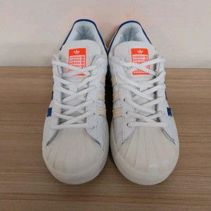 남녀공용 아디다스 슈퍼스타 아윤 운동화 (240) 이미지