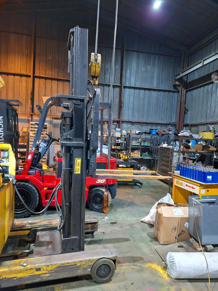 2.5톤용 지게차 마스타 자작용 트렉터 포그레인 리프트 이미지