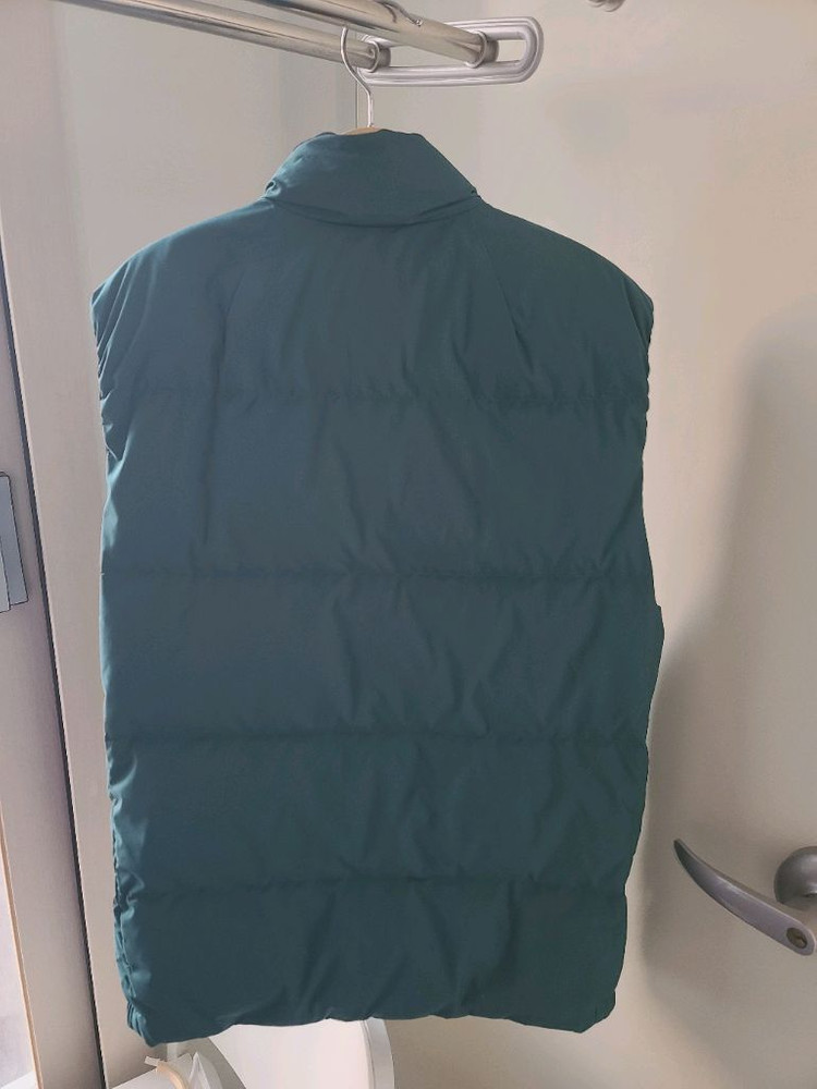남성 Theory 띠어리 그린 오리털 덕다운 패딩조끼 베스트 아우터 S / 마크앤로나 콜롬비아 골프복 제이린드버그 이미지