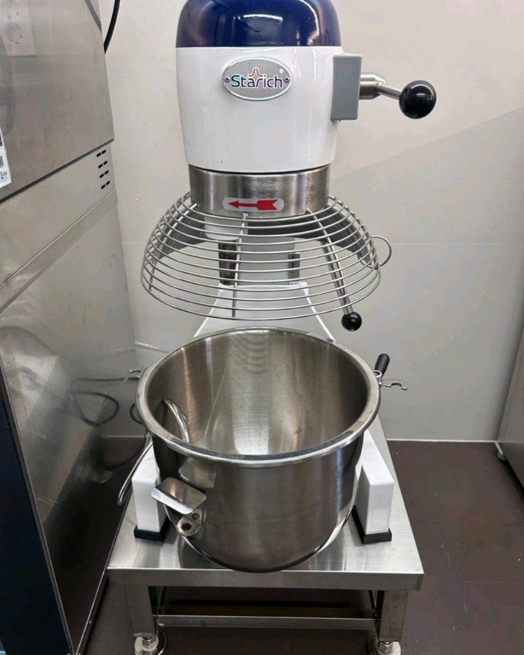스타리치 20L 업소용 반죽기 + 스텐 받침대 이미지
