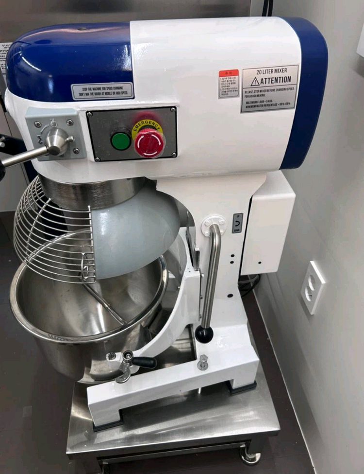 스타리치 20L 업소용 반죽기 + 스텐 받침대 이미지