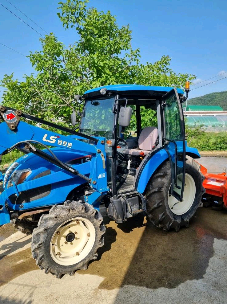 LS트랙터 48마력 이미지