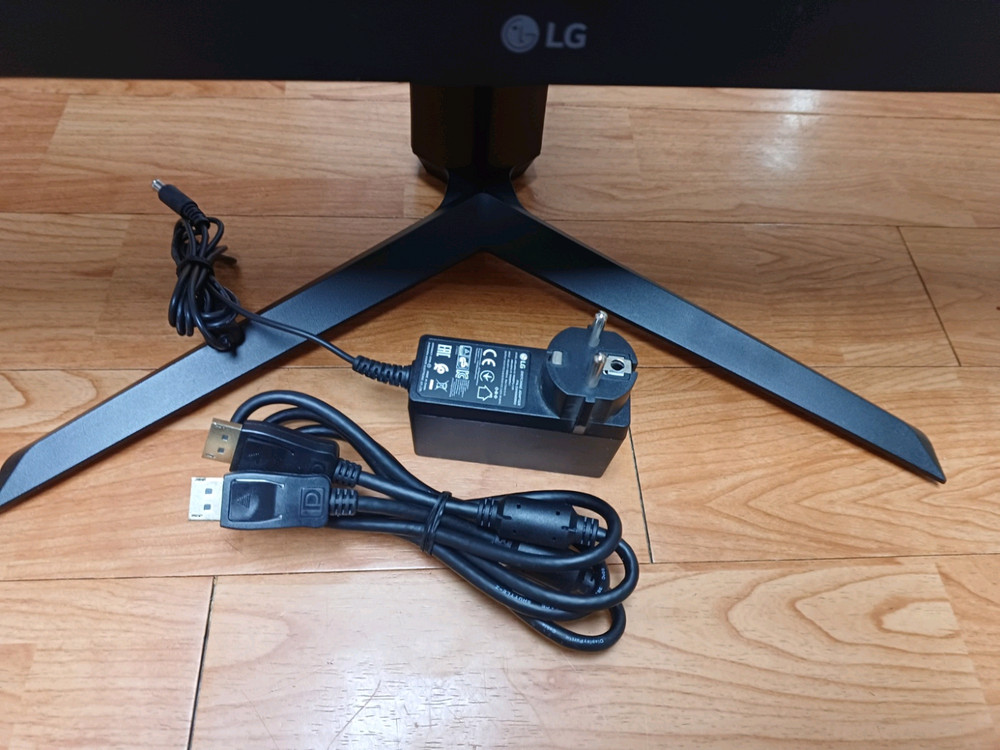 LG 울트라기어 32GN650 32인치 QHD 165HZ 게이밍 모니터 (신품급) 이미지