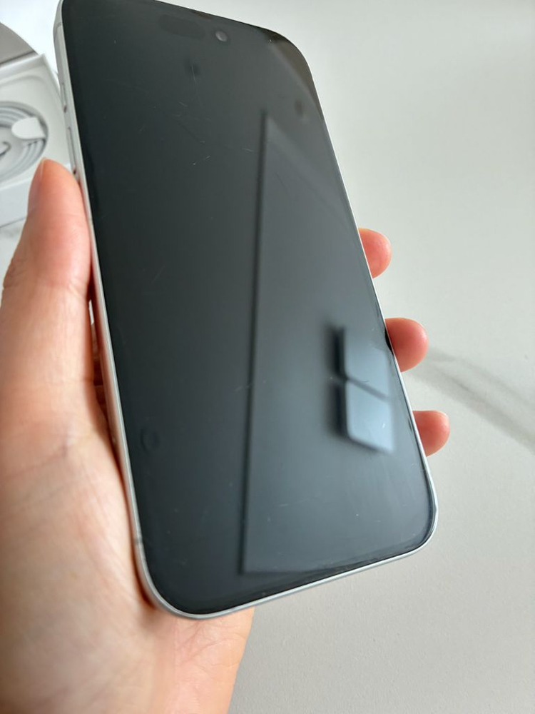 아이폰16 256 화이트 자급제 애플케어(27년 1월) 이미지