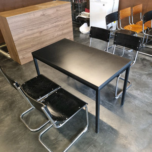 미드센츄리 식탁의자세트 이미지