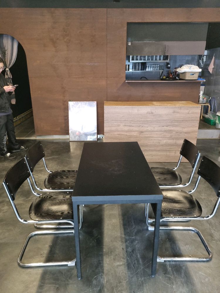 미드센츄리 식탁의자세트 이미지