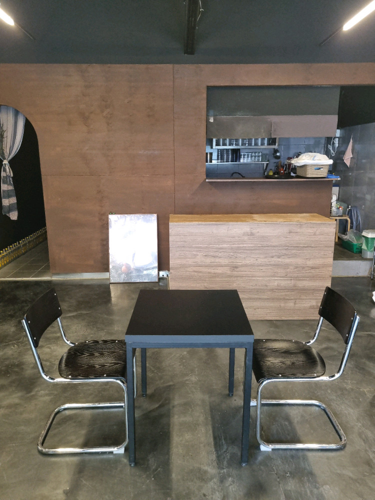 미드센츄리 식탁의자세트 이미지