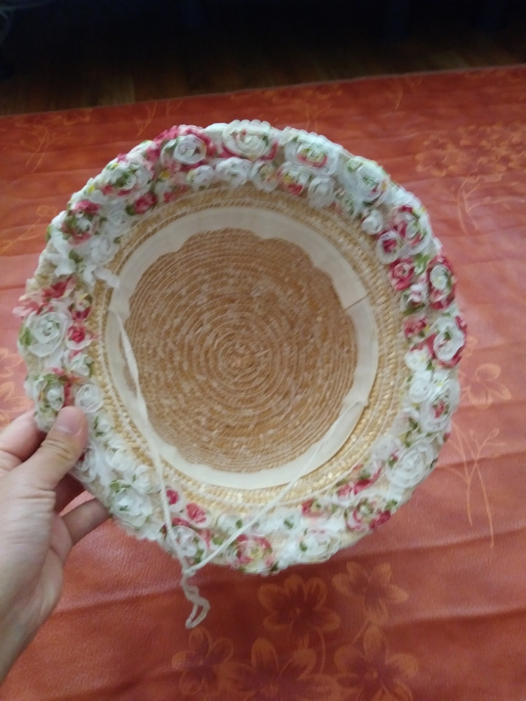 여아 챙모자 이미지