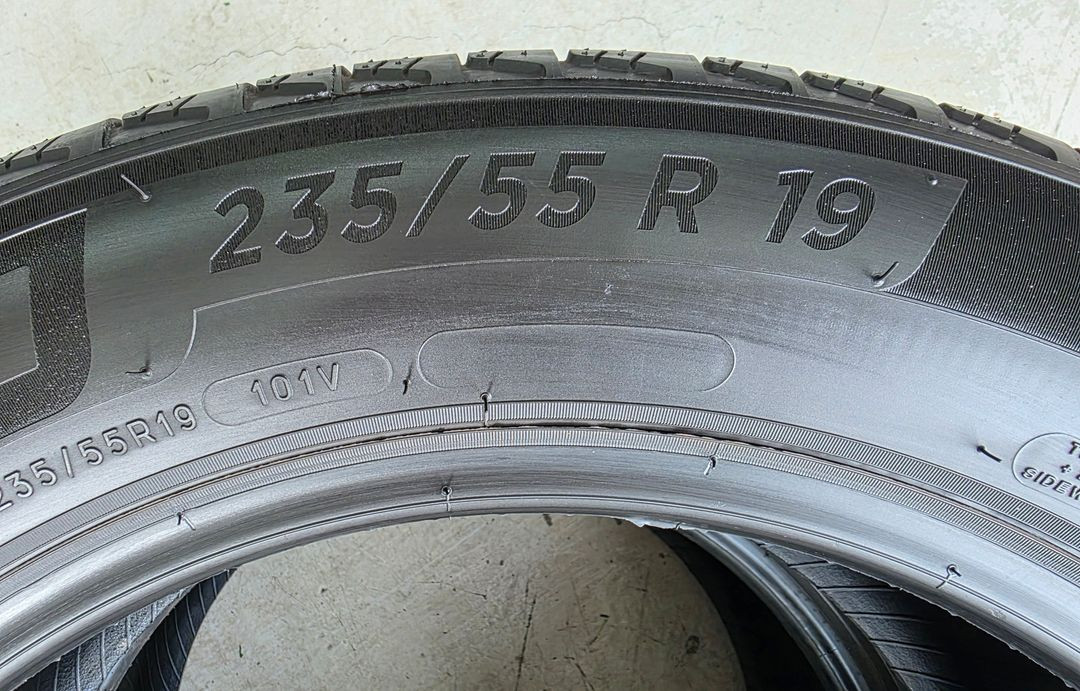 235 55 19 미쉐린 프라이머시AS 중고타이어 팝니다 이미지