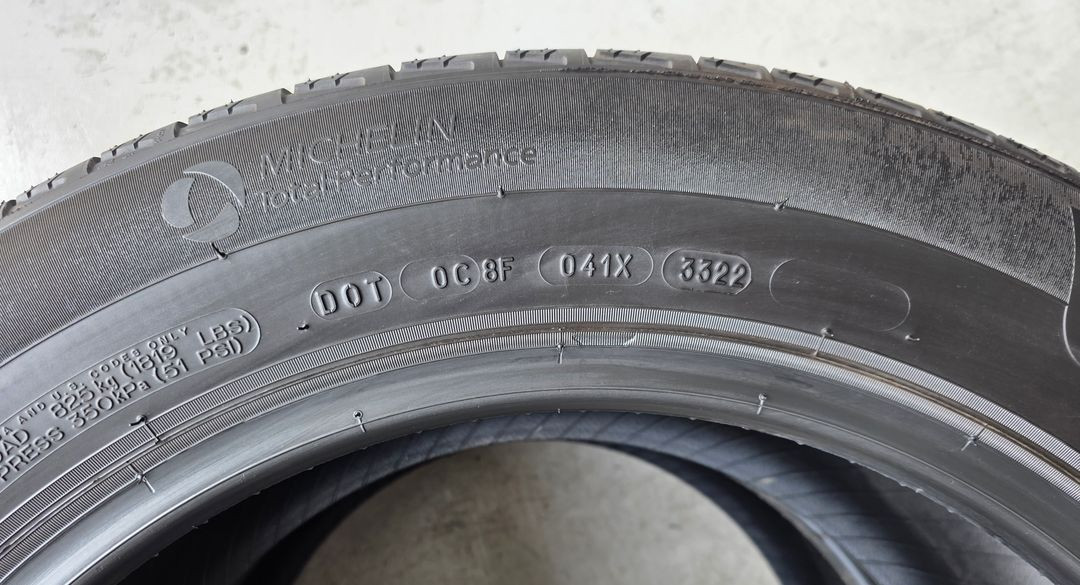 235 55 19 미쉐린 프라이머시AS 중고타이어 팝니다 이미지