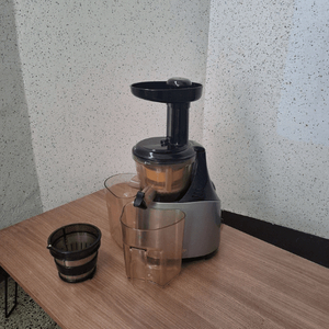 휴롬 2세대 원액기 착즙기 HE-DBF04 판매합니다 이미지