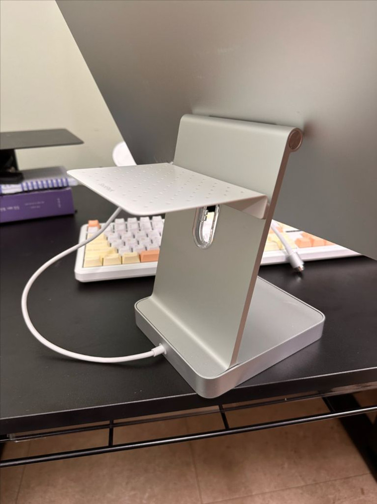 애플 아이맥 m4 10코어(8코어아님) 16g ssd 512 풀박스 + 인클루져 허브 + 외장디스크 거치대 이미지