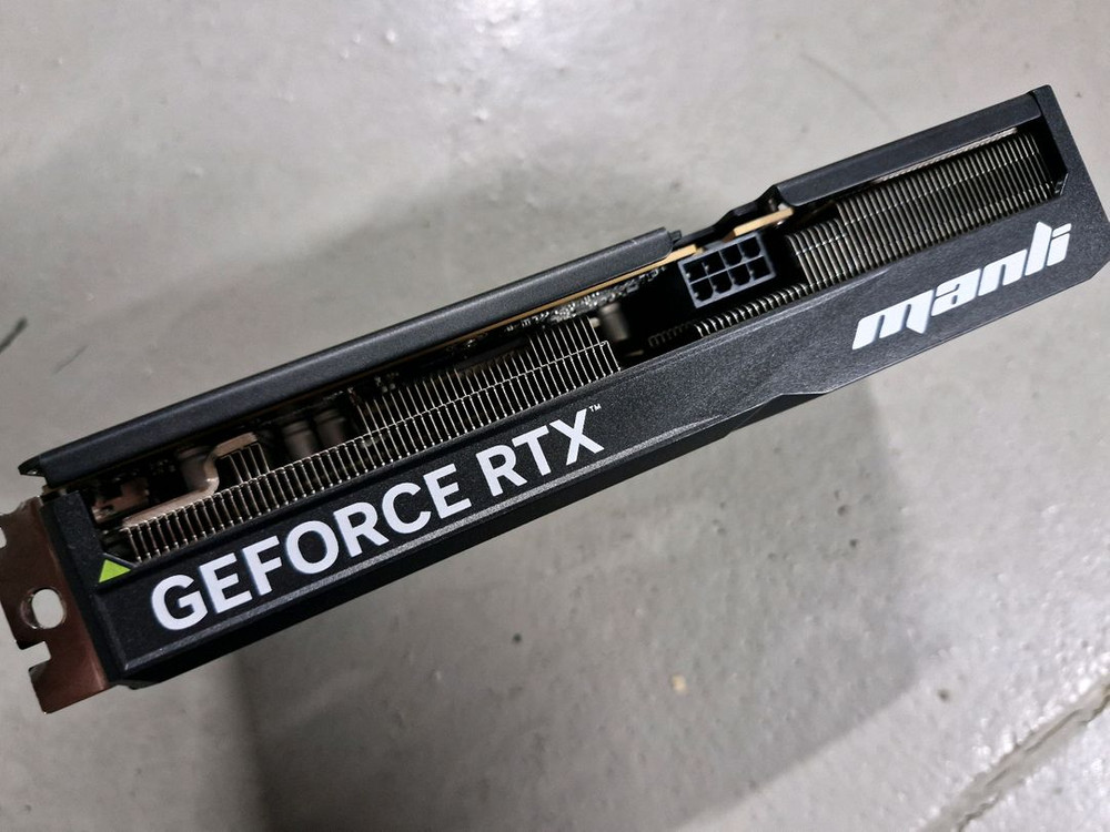 만리 RTX 5060 8GB 이미지