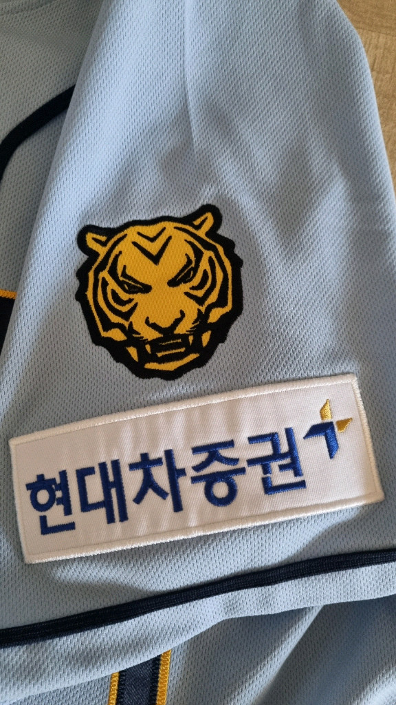 아이앱 어센틱 기아타이거즈 23광주유니폼 박찬호 자수마킹 XL 이미지