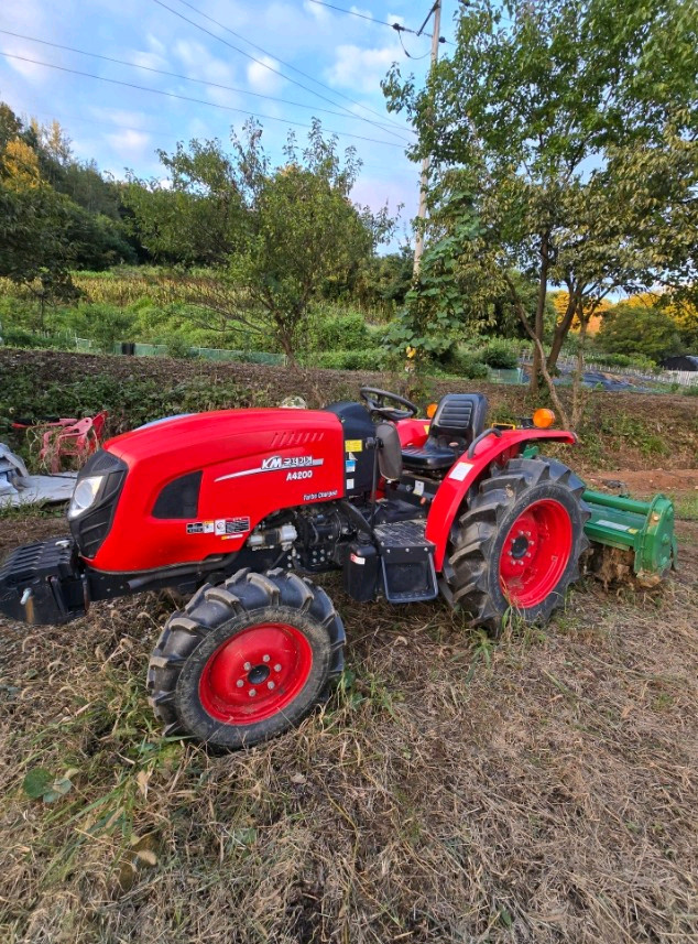국제 트렉터 A4200 이미지