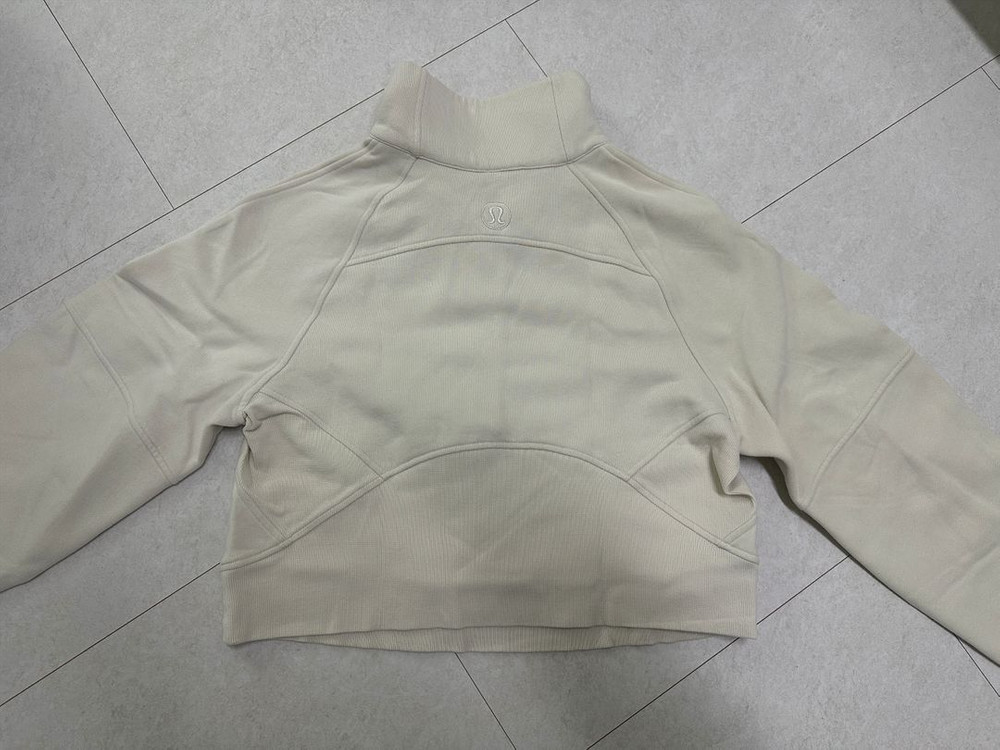 룰루레몬 스쿠바 오버사이즈 하프집업 XS/S(오버사이즈라서 M정도) 이미지